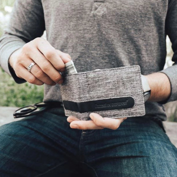 Billy Fold Linen RFID Wallet